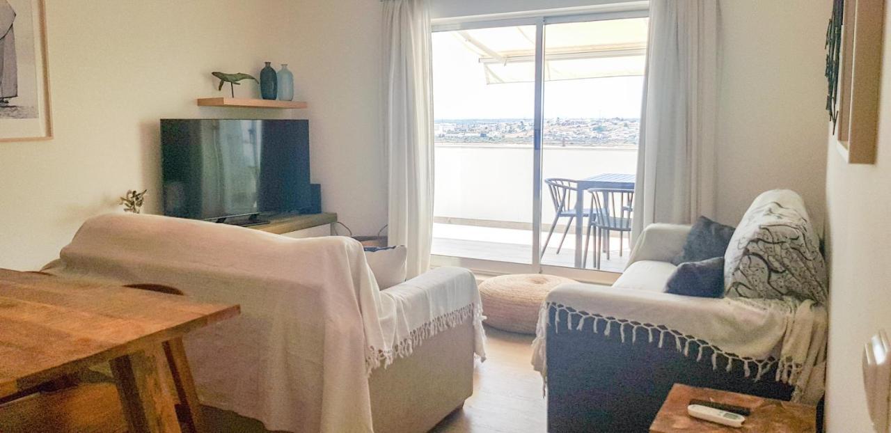 Apartamento T2 Vista Rio Arade - Portimão Kültér fotó